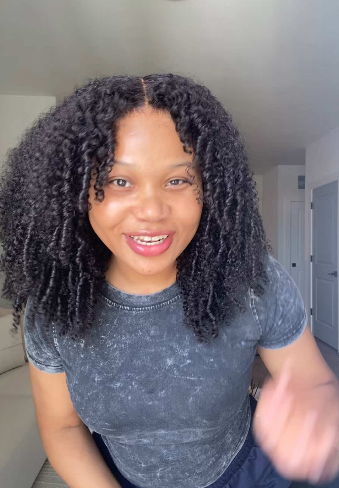TikTok post by @iamjust_nia for OQHAIR. Caption reads: ❤️ hair from @OQHAIR .