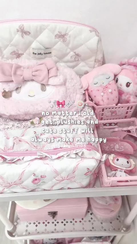 Instagram post by @lovelymiri05 for Flower Knows. Caption reads: [...] discount code: MIRIANAG05 🌸....