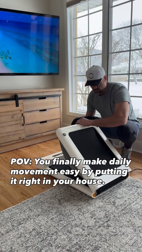 Instagram post by @chicagobackdoc for WalkingPad. Caption reads: [...] wins 💪 Huge fan of this setup from....