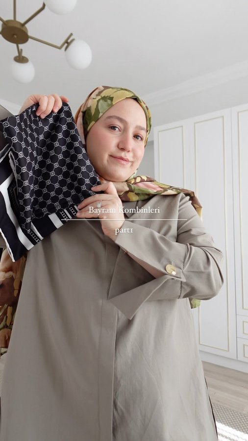 Instagram post by @busenuryarkar for Touche Prive. Caption reads: Bayram Kombinleri part1🫠🤍
@toucheofficial....