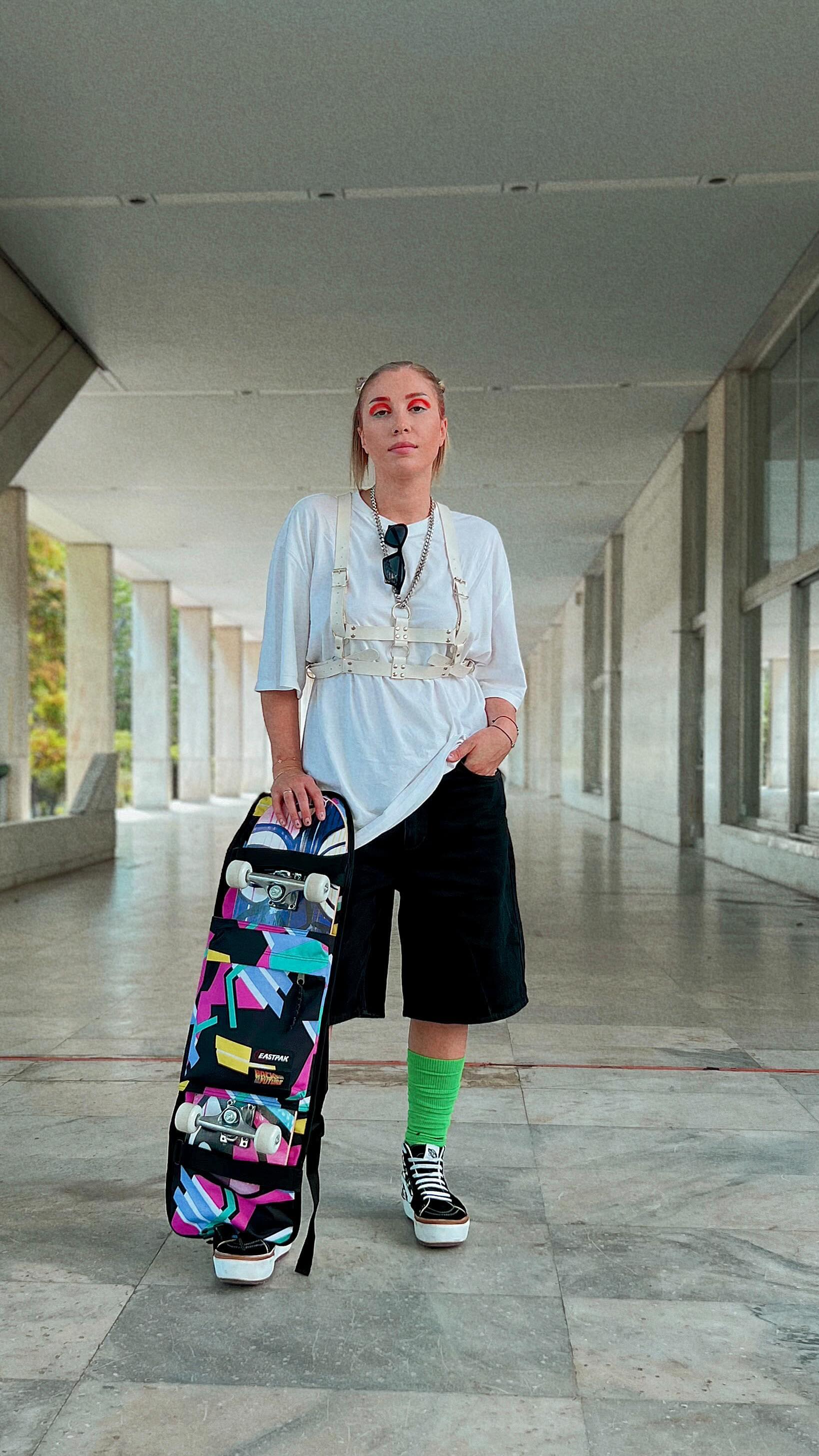 Instagram post by @korinadeal for Eastpak. Caption reads: Back to the future x @eastpak 

Εγώ βέβαια αντί....