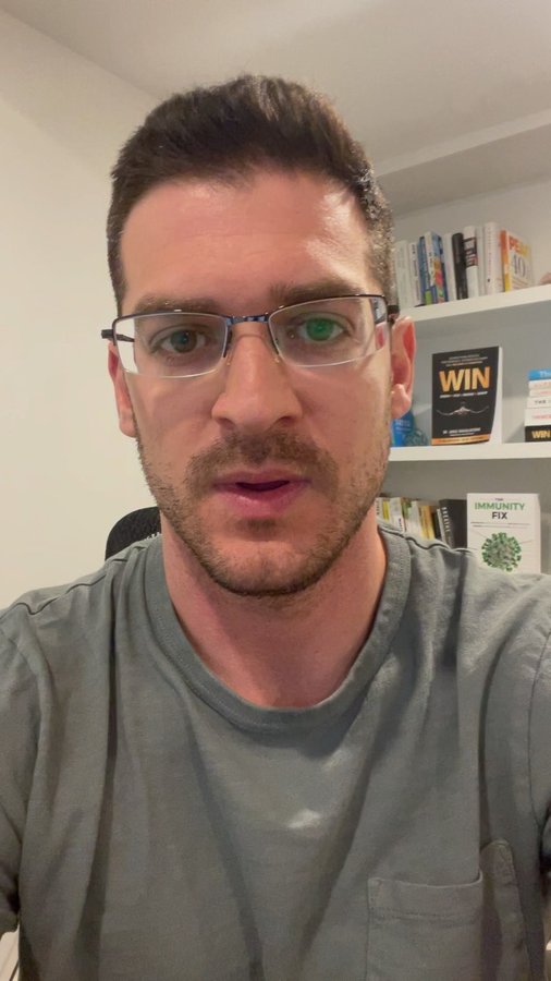 Instagram post by @drjamesdinic for Vivoo. Caption reads: Use code DRJAMES30 to get 30% off @vivooapp urine....