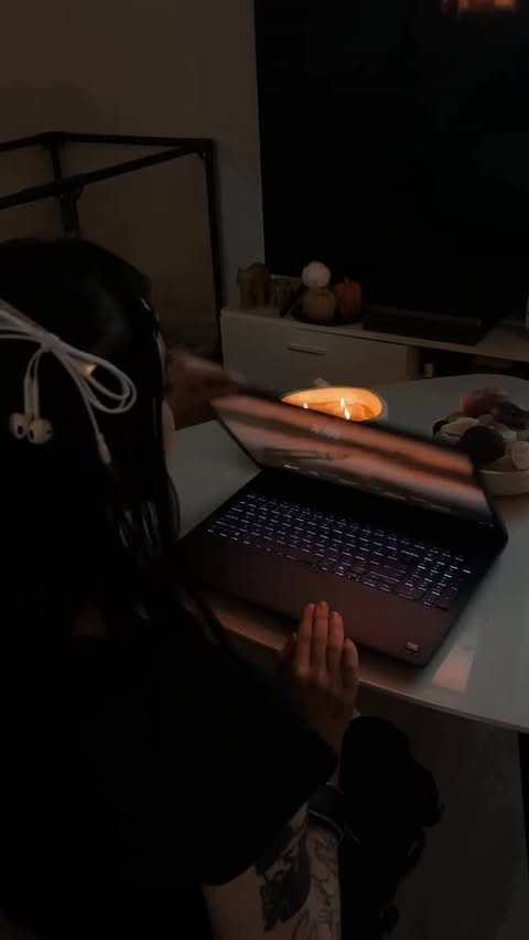 Instagram post by @nihaachuu for ALIENWARE. Caption reads: [...] leveled up my setup! meet the 16x Alienware....