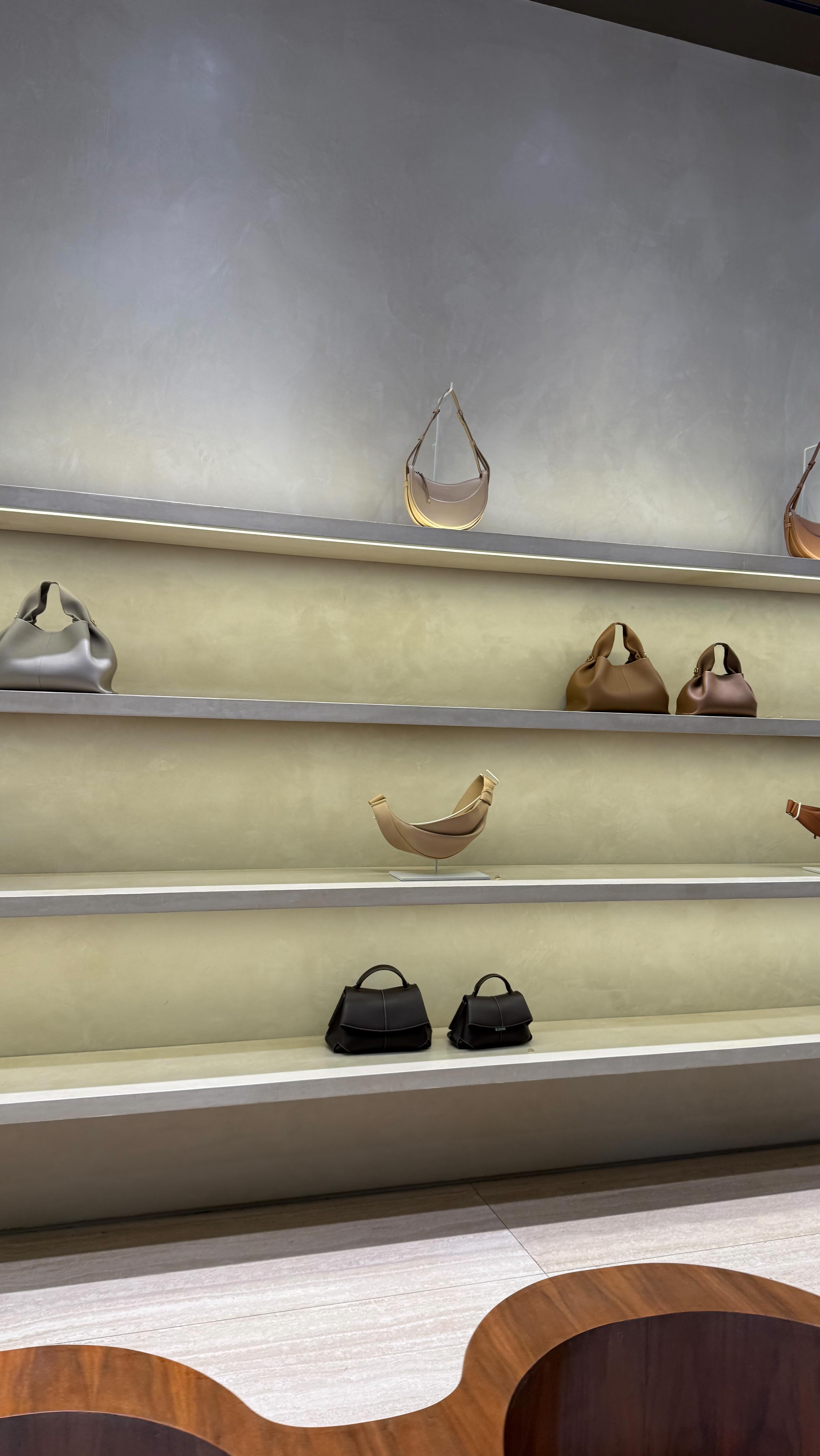 Instagram post by @annika.stevie for Davines. Caption reads: My favorite timeless hairstyle 🎀
•
#haircut....