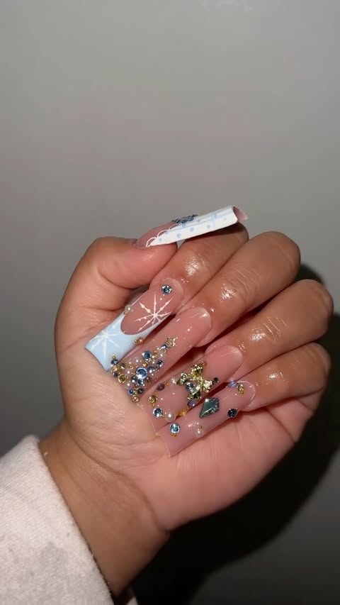 Instagram post by @nailssbynancy for VBeautyPure. Caption reads: my fav <33 @vbeautypure discount code: nancy11 ♡ ♡....