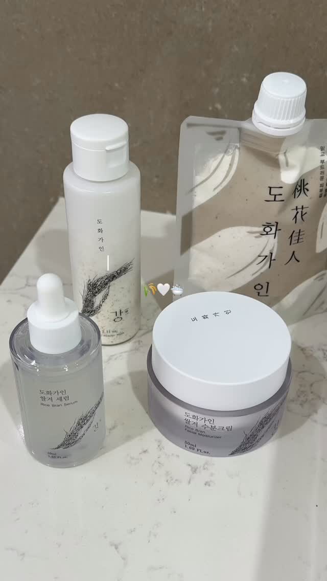 Instagram post by @skiinformative for Coreelle. Caption reads: Sensitive skin girlies, this brand is for us....