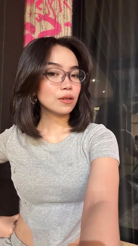 Instagram post by @sinayo_____ for MAKE OVER Cosmetics. Caption reads: lip glazed si tahan banting segala musim, musim....