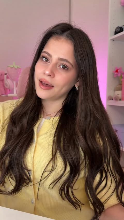 Instagram post by @heillyraices for PopSockets. Caption reads: [...] to Best Buy or bestbuy.com to shop....