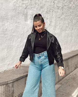 Instagram post by @cristinarg20 for Rosefield. Caption reads: ⭐️ Vivir a toda risa
⌚️ Reloj: @rosefield....