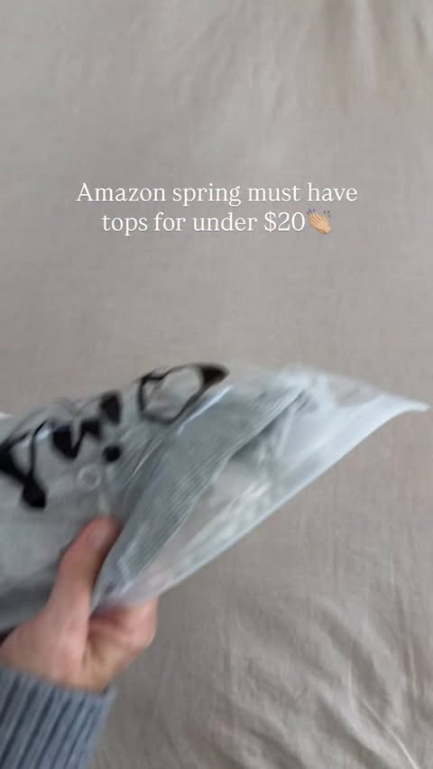 Instagram post by @jaclyndeleonstyle for Qinsen. Caption reads: [...] #founditonamazon #amazonfinds #ad....