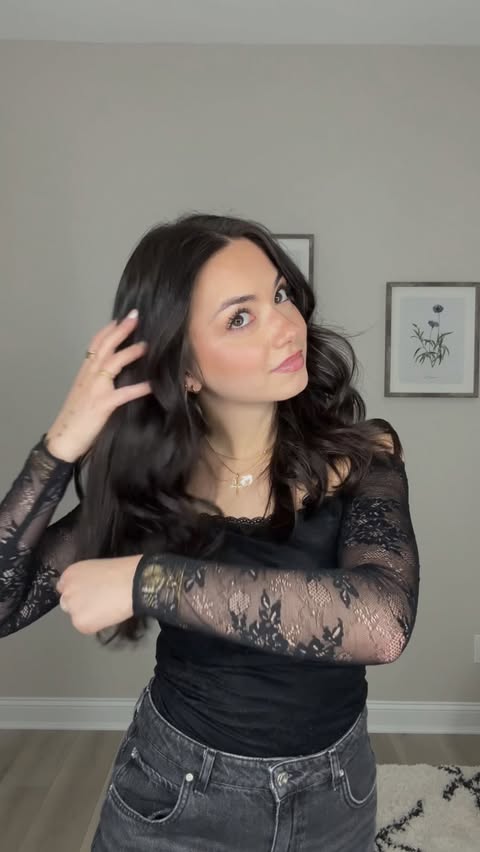 Instagram post by @angelacbeauty for SeatGeek. Caption reads: [...] use code ANGELA10 for 10% off tix at....