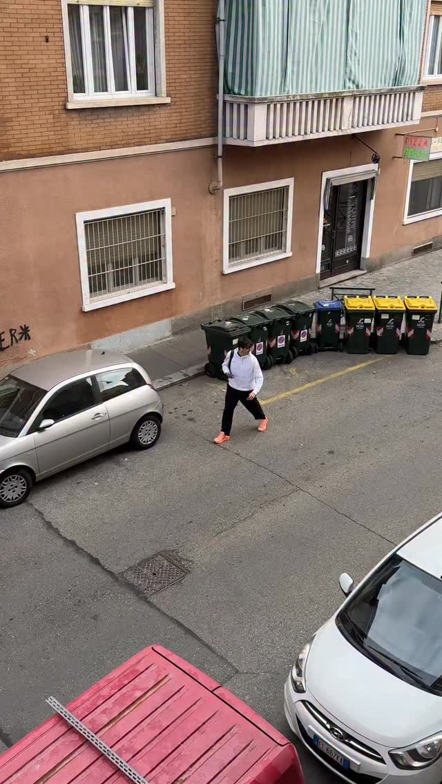 Instagram post by @enrico_mattia_rocchi for Nike. Caption reads: [...] grazie anche a @cisalfarun @cisalfasport....