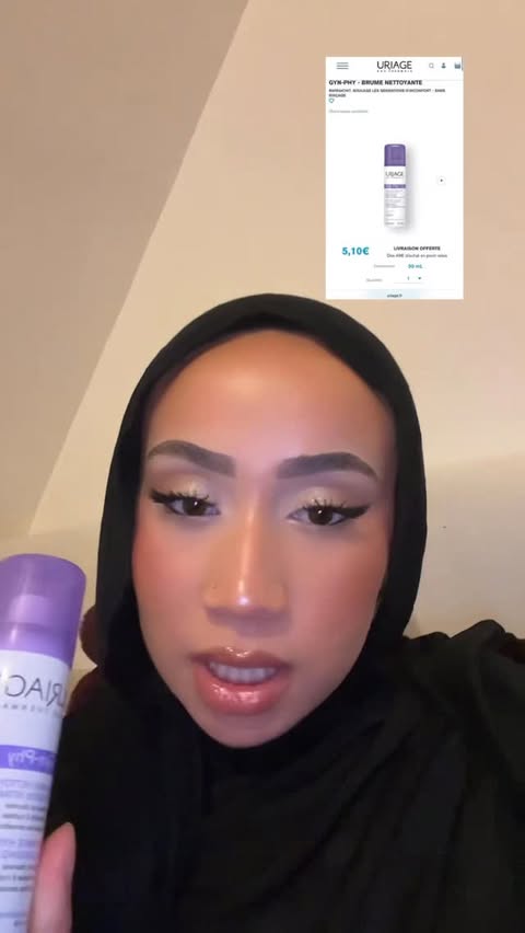 Instagram post by @sisssyam for Uriage. Caption reads: [...] moi confiance ✨ #hygiene #cleangirl....