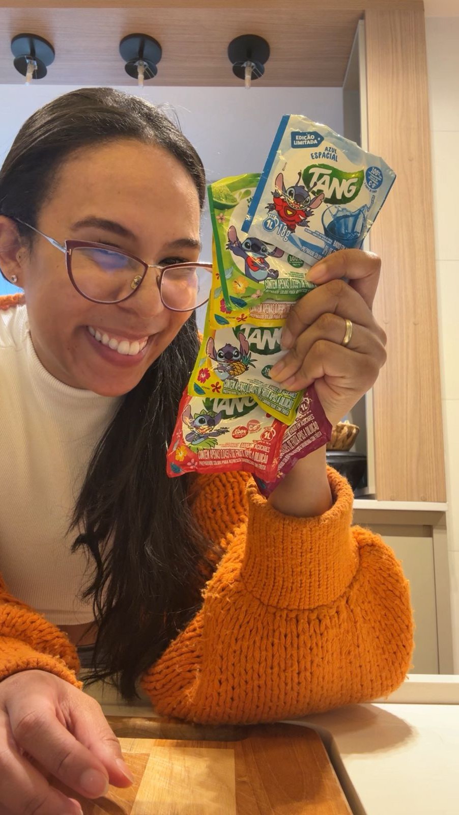 Instagram post by @voceprecisaprovar for Tang Brasil. Caption reads: Vocês precisam provar essa novidade de TANG em....