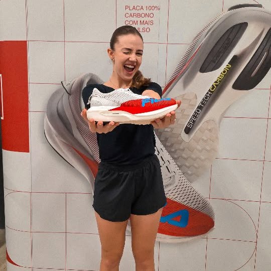 Instagram post by @gabiguther for Fila. Caption reads: Hoje teve treinão com @filabr e @decathlonbrasil....