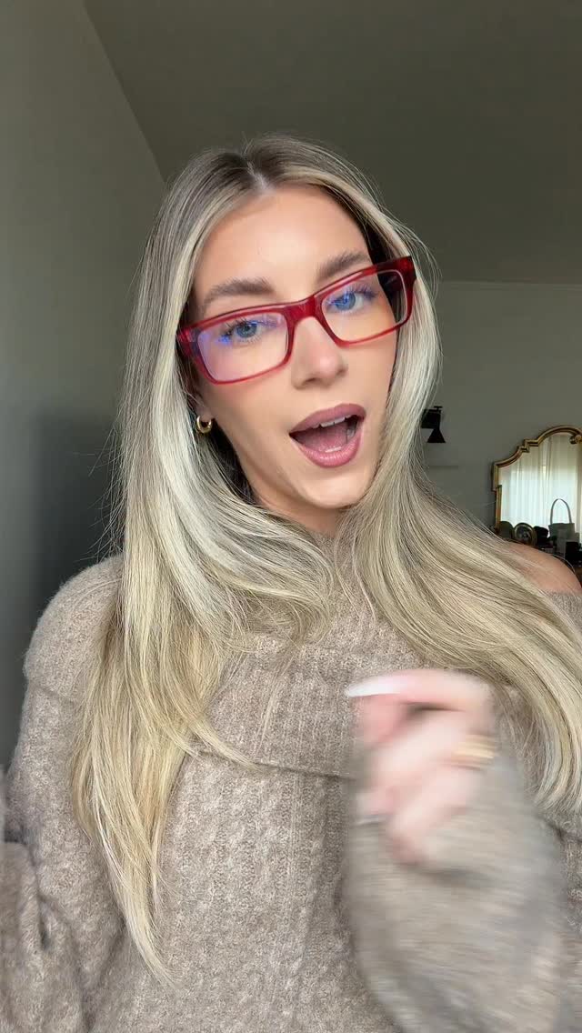 Instagram post by @kkeeaattoonn for Eyebuydirect. Caption reads: my favorite frames from @eyebuydirect now on sale....