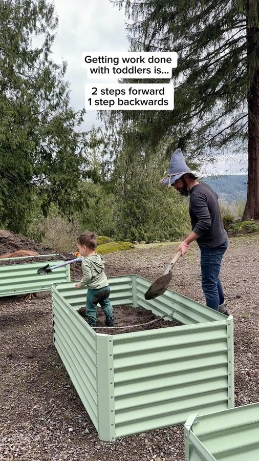 Instagram post by @elkeyzandstra for Best Choice Products. Caption reads: This is why doing things with kids are infinitely....