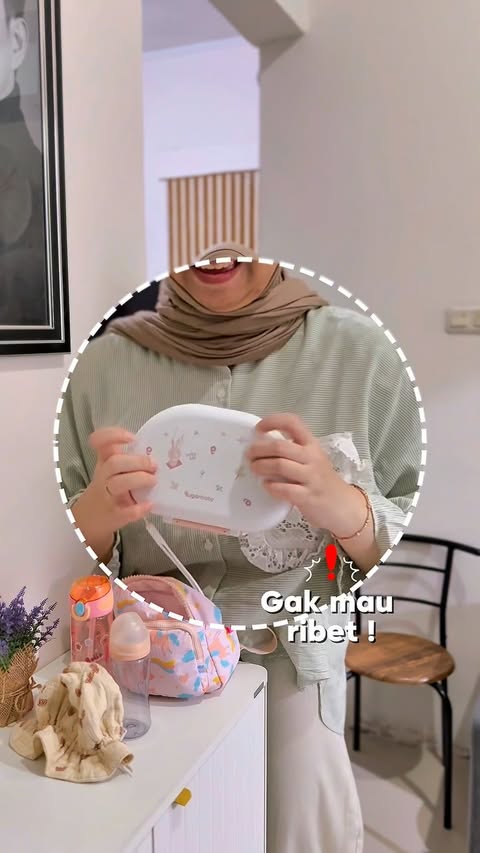 Instagram post by @chantikafs_ for Sugarbaby Indonesia. Caption reads: Mulai sekarang bawa yang simple-simple aja 😍....