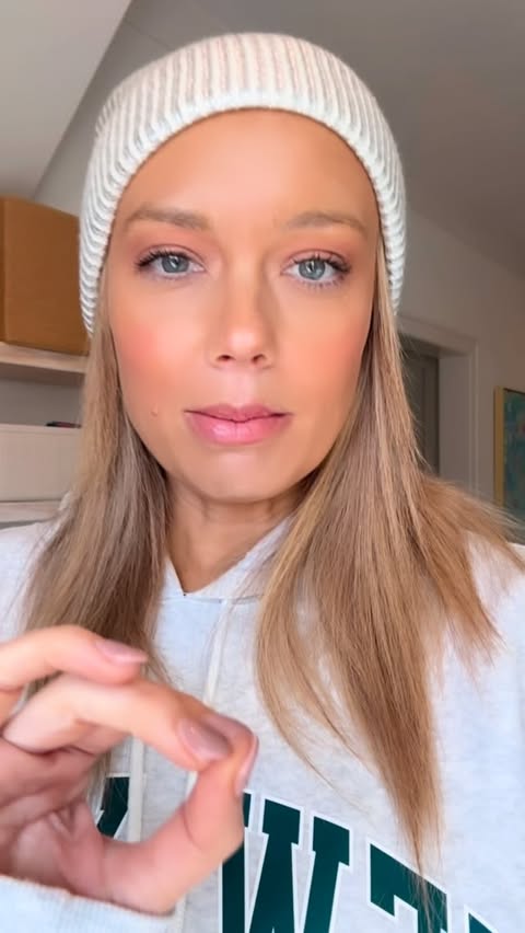 Instagram post by @mel_ordway for YESOUL FITNESS. Caption reads: GRWM to do all the mom things before hopping on a....