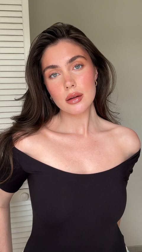Instagram post by @veronikapafikk for Danessa Myricks Beauty. Caption reads: [...] •lip tint in macadamia butter....