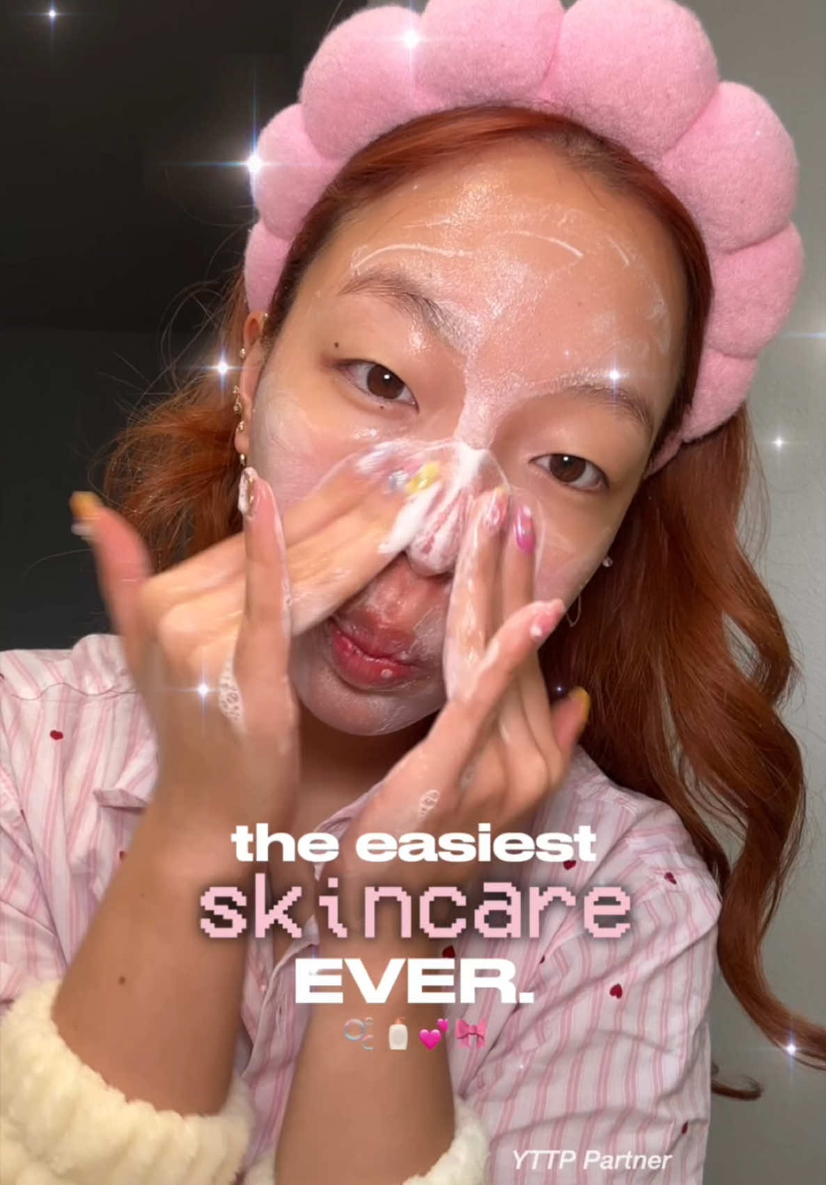 TikTok post by @j4sminele for Youth To The People. Caption reads: do a lot with a lil w the perf skincare duo 🫧🧴....