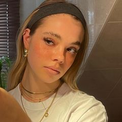 Instagram post by @no.xva for PAUL VALENTINE. Caption reads: 🧡

@paulvalentine #ad #jewelry #paulvalentine....