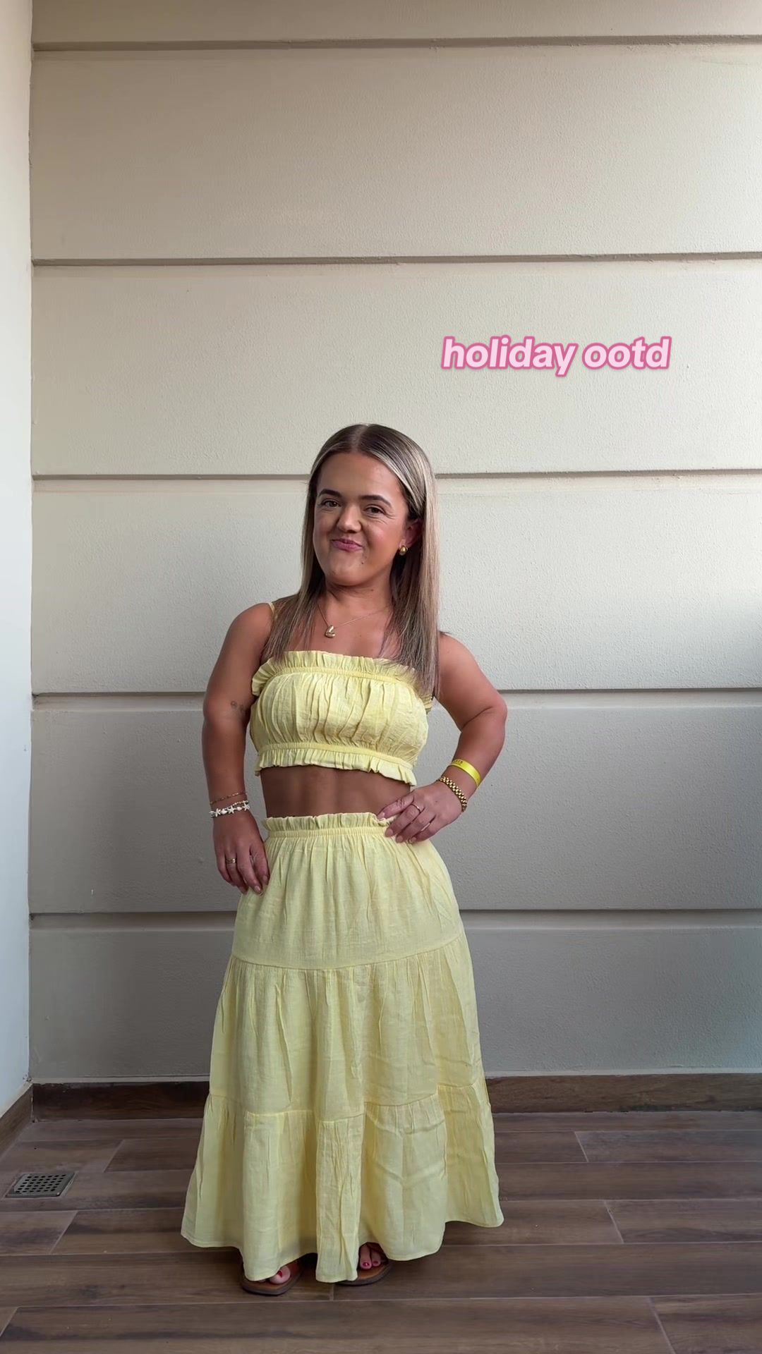 TikTok post by @lucysleight2 for THATSSOFETCH.COM.AU. Caption reads: it’s giving sunset 🌅 @Thats So Fetch #fyp #foryou....