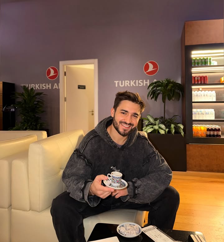 Instagram post by @dolaev.aslan for Turkish Airlines. Caption reads: The Turkish Airlines CIP Lounge in Istanbul turns....