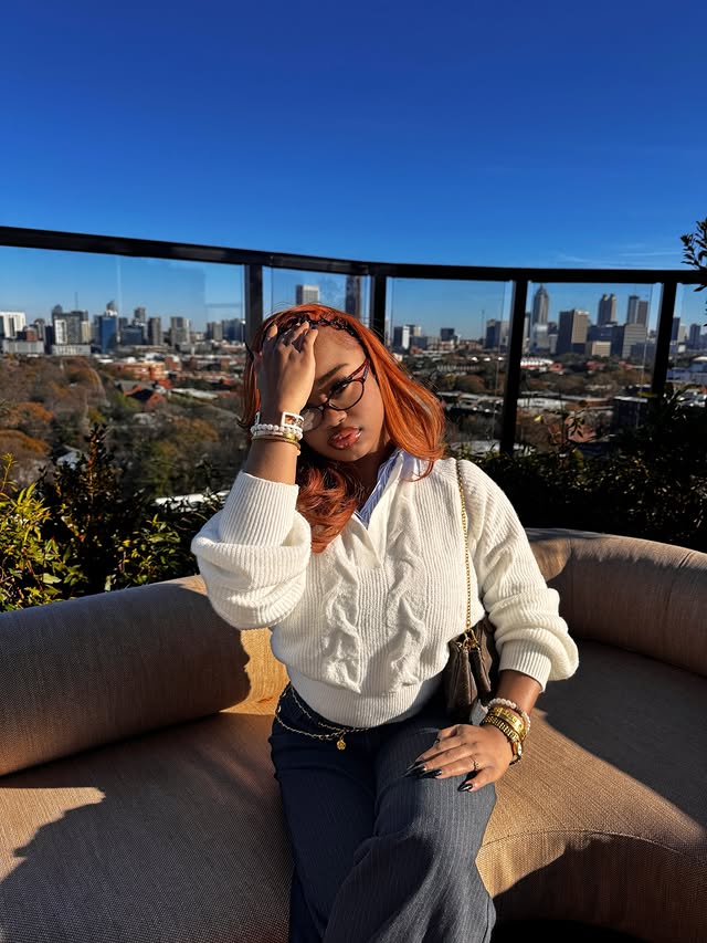 Instagram post by @trinnjusglo for Steve Madden. Caption reads: .