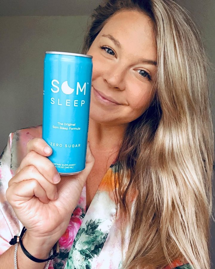 Instagram post by @jamiedephilippe for Som Sleep. Caption reads: [...] is key 😴

[#ad] I recently added....