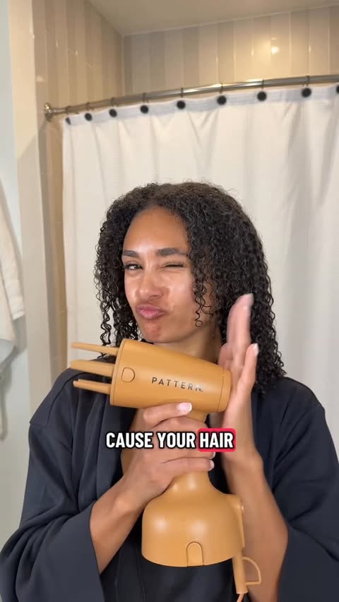 Instagram post by @miriah_celeste for Pattern. Caption reads: A big deep conditioning no no 🙅🏽‍♀️

I used to....