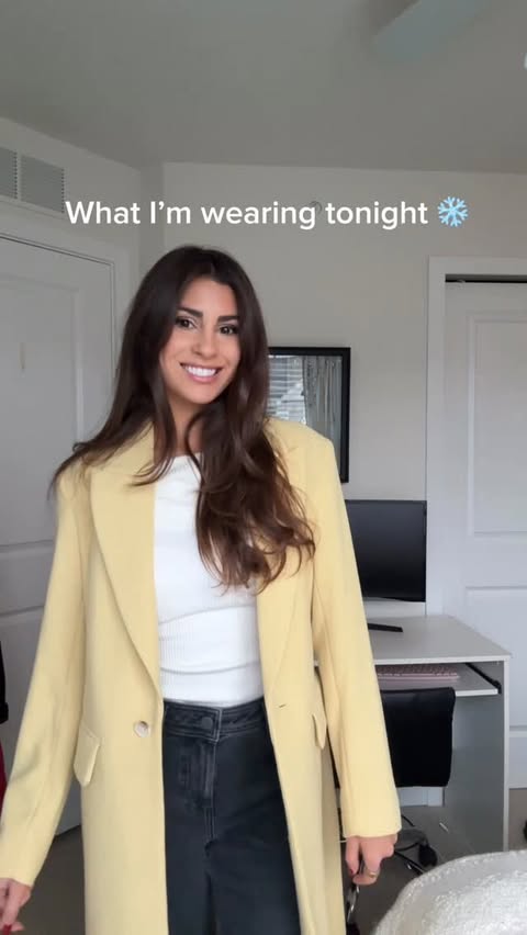 Instagram post by @taylordonoghuee for Afterpay. Caption reads: [...] beautiful outfit from @dillards using....