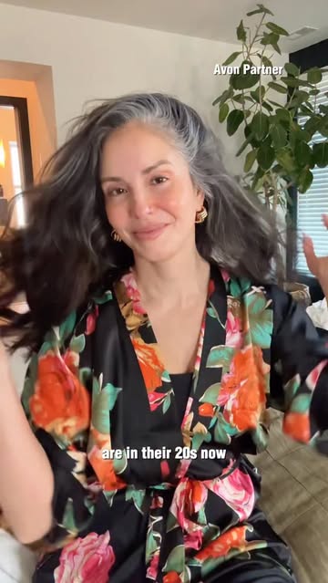 Instagram post by @silver_sister_says for Avon. Caption reads: #avonpartner Motherhood changes you, and [...].