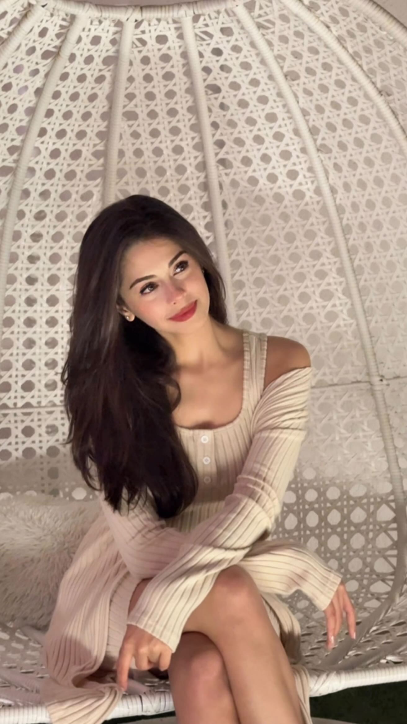 Instagram post by @rits_badiani for Savana. Caption reads: Officially entering my dreamy winter mood....