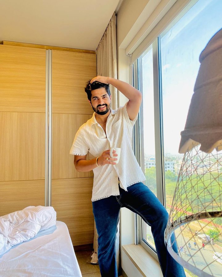 Instagram post by @iamsahilofficial07 for Men's Fashion & Style. Caption reads: Kya hum apke kabil hain ❤️ __________. ?....