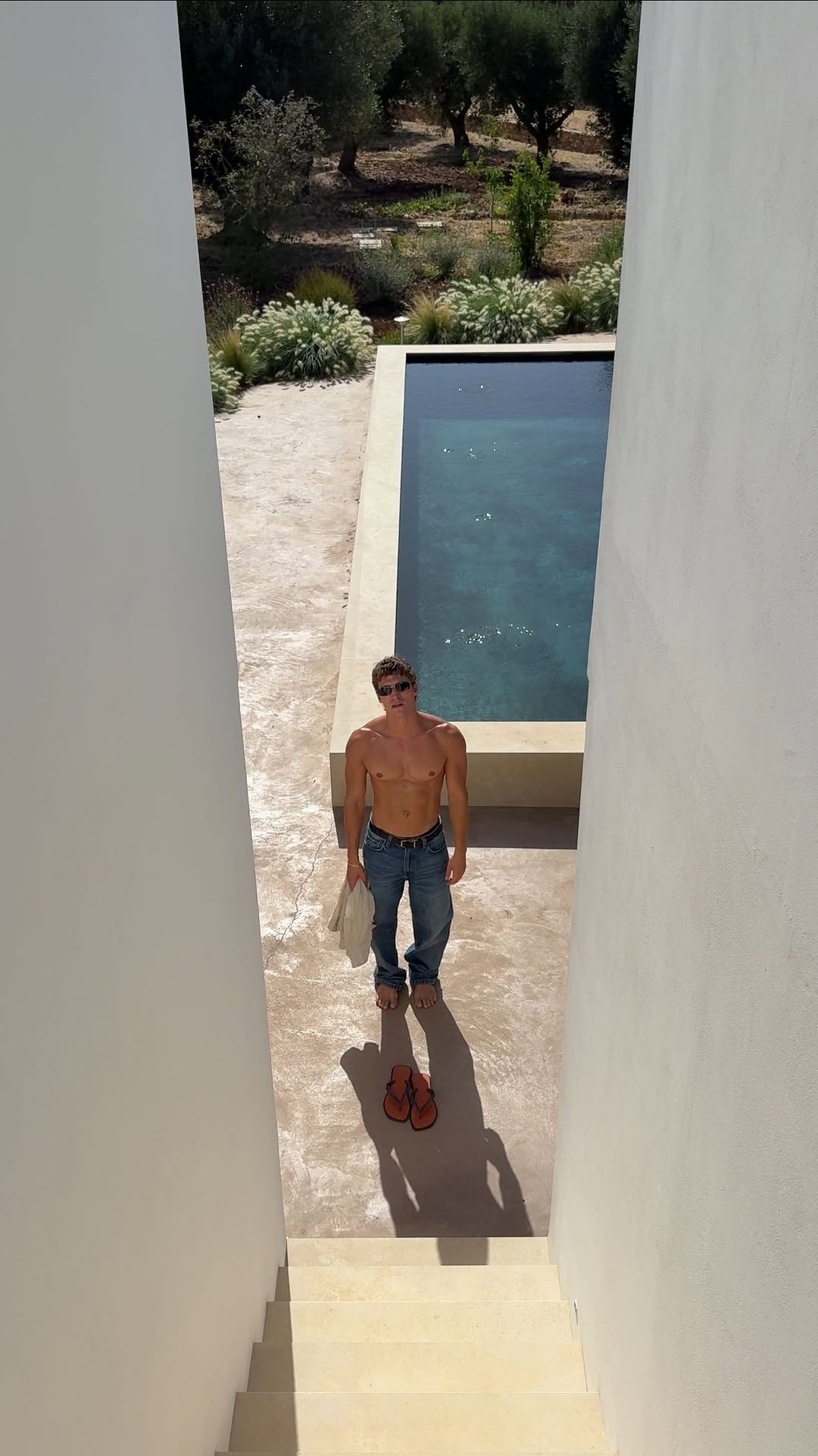 Instagram post by @andreafaccio for Havaianas. Caption reads: @havaianaseurope #ad.