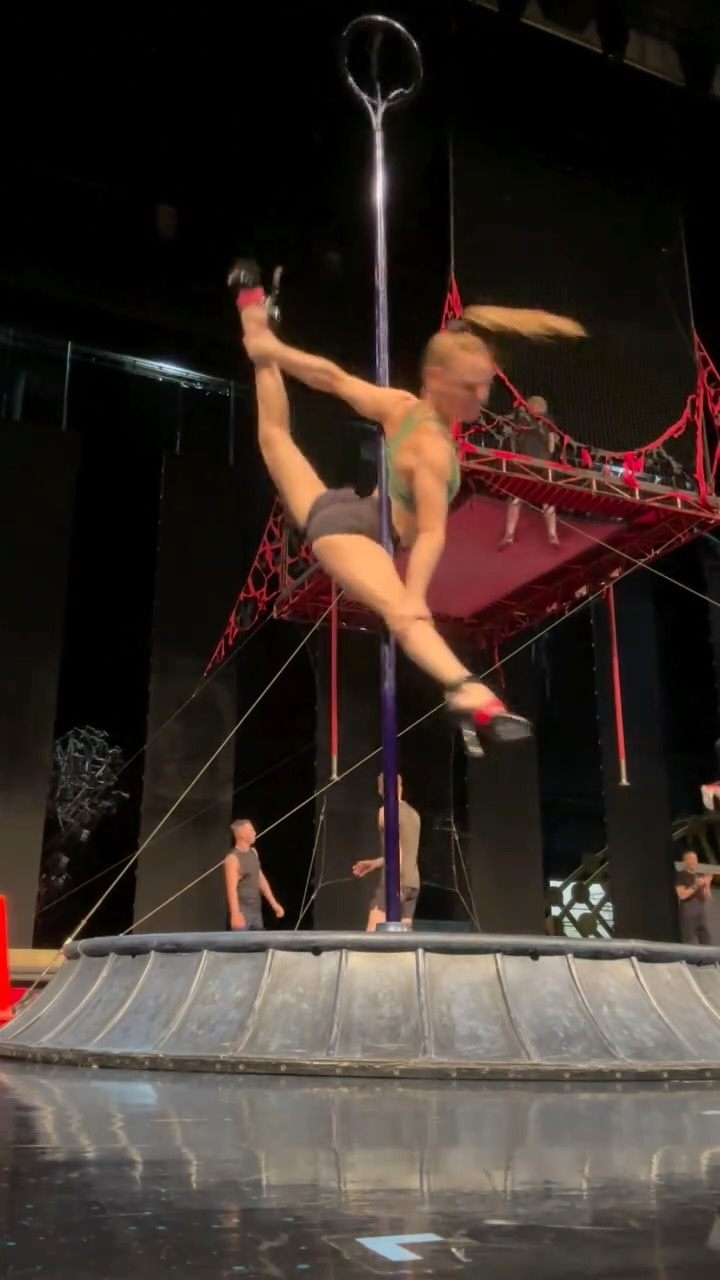 Instagram post by @natalie_rhae for Cirque du Soleil. Caption reads: ⬆️⬇️ x failing to upstage @mj1_thriller_acrobats....