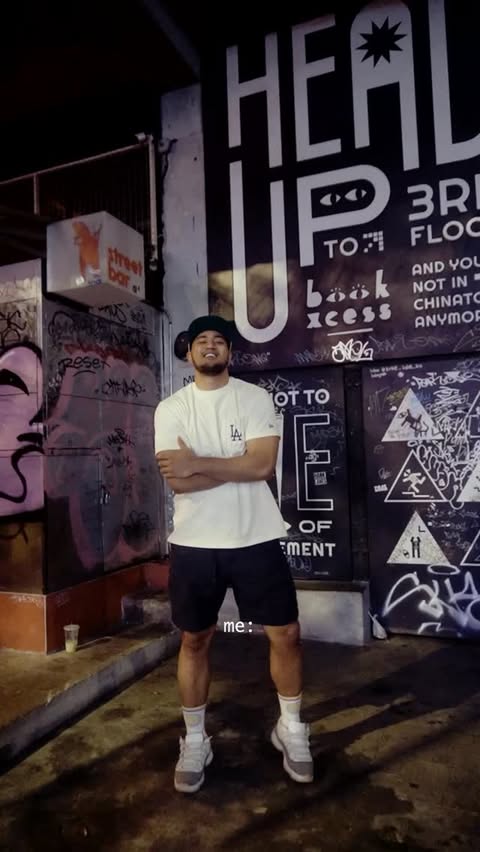 Instagram post by @mae____gen for New Era Cap. Caption reads: “I like guys who wear caps” Say less,....