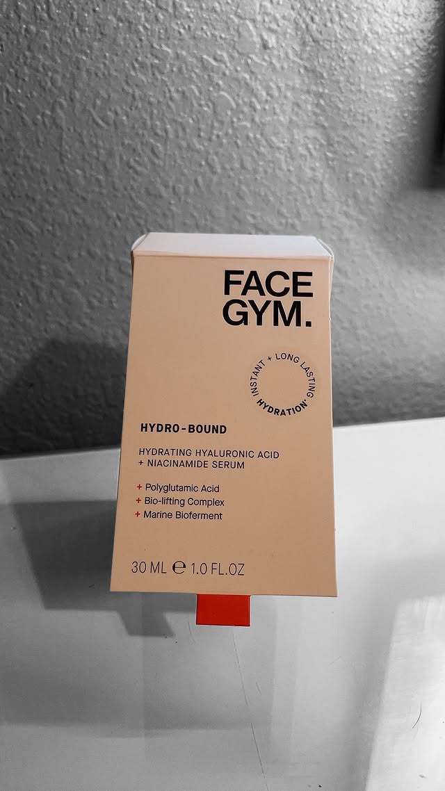 Instagram post by @el07_20 for FACEGYM. Caption reads: [...] Gym Hydro-Bound Serum 💦 @skeepers_us....
