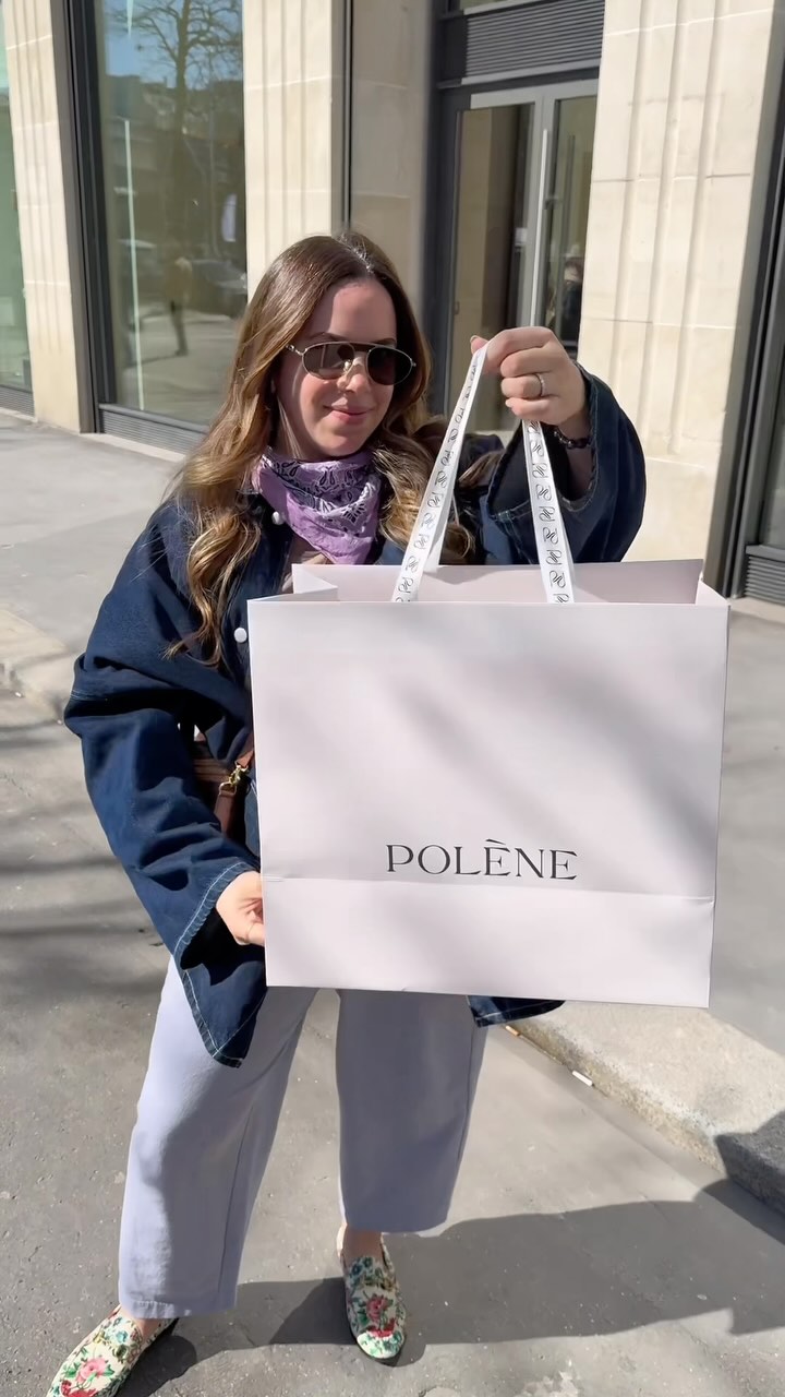 Instagram post by @petitmodell for Poleneparis. Caption reads: Un sac @polene_paris à -90% ça te dit ?
Rdv Samedi....