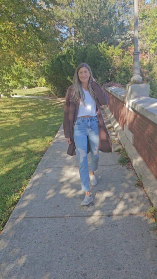 Instagram post by @keepingkizzees for Wantable. Caption reads: @wantable nailed the fall vibes this box 🍁🍂
And....