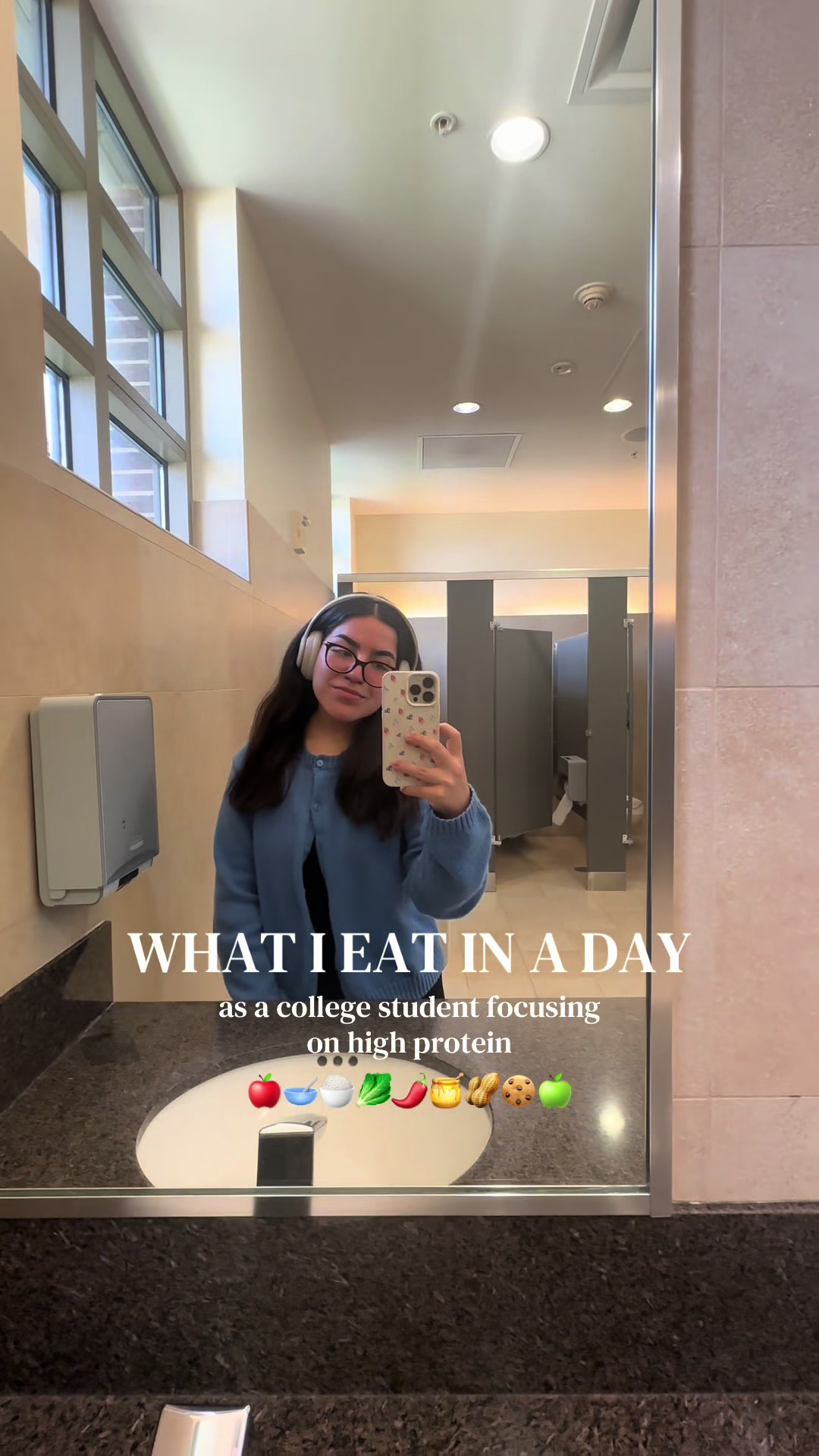 TikTok post by @evelyn.garciaaaa for Legendary Foods. Caption reads: [...] #highproteinmeals #fyp @C4 Energy @Legendary....