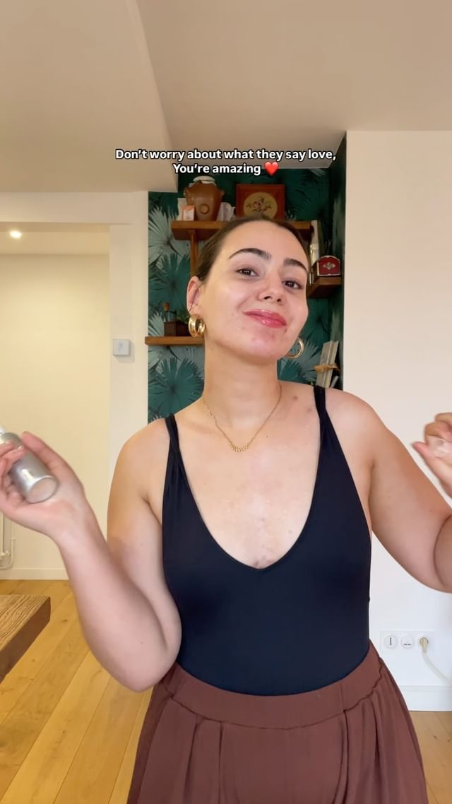 Instagram post by @selflove_aida for Facetheory. Caption reads: 80% of people have acne. But you rarely see it on....