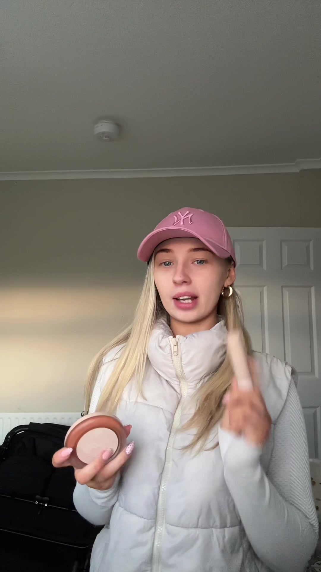 TikTok post by @amied0naghey for HNB Cosmetics. Caption reads: Don’t mind ms Rachel in the back🤣 honestly....