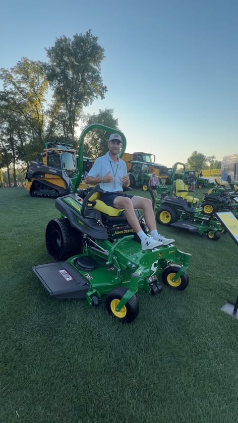 Instagram post by @the.lawn.dad for John Deere. Caption reads: [...] pretty proud of what he saw ⛳️ Thanks....