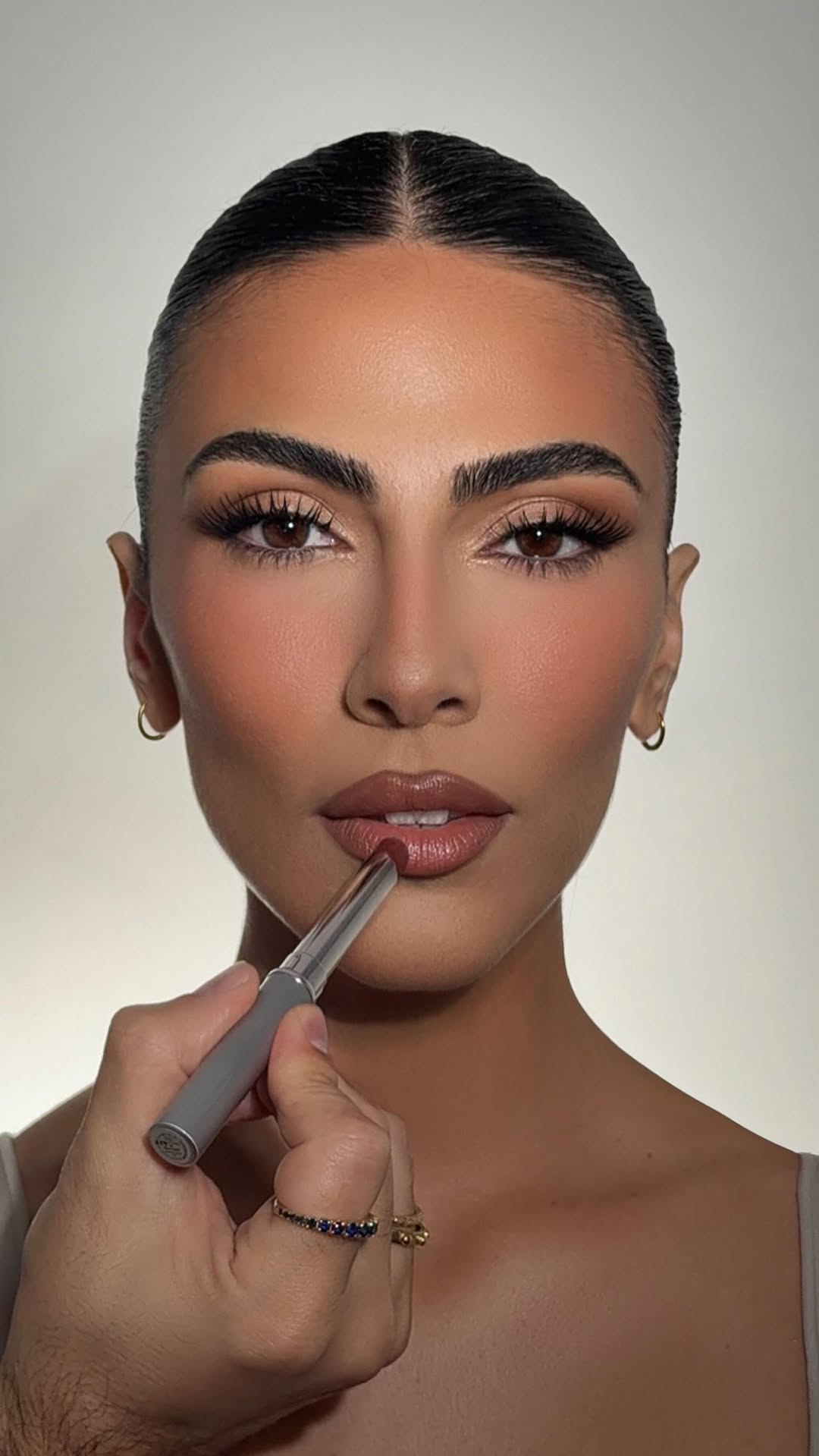 Instagram post by @mrdanielmakeup for Clinique Italia. Caption reads: Nude Honey Glam using @cliniqueitalia

Even Better....