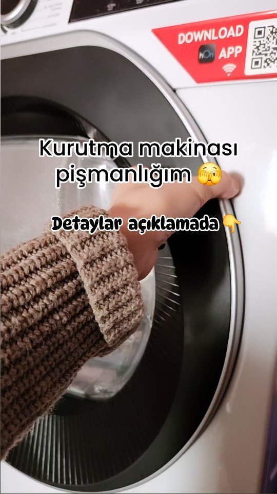 Instagram post by @biranneblogger for Hoover Vacuums. Caption reads: Şimdiye kadar almakta  ertelediğim için pişmanım....