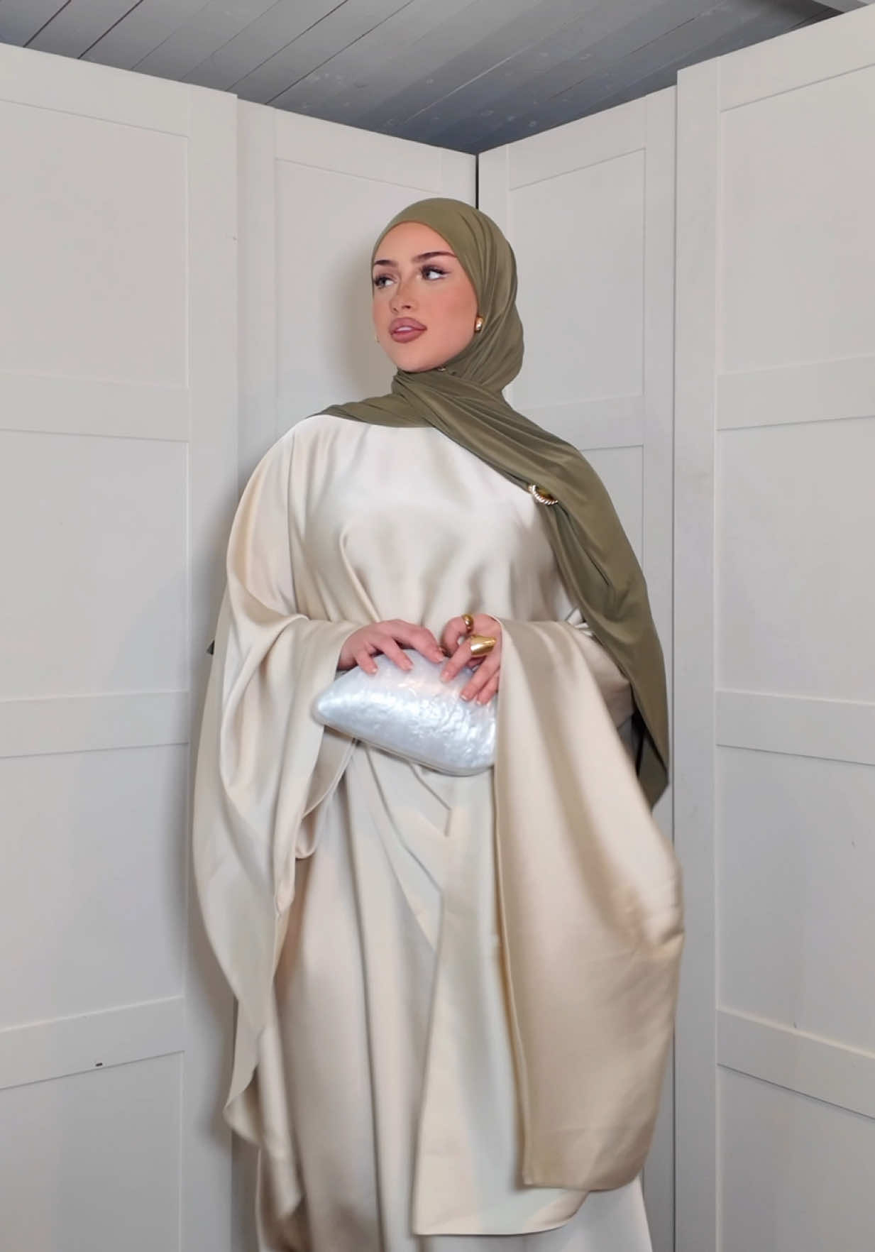 TikTok post by @maryamwardaa for Merrachi. Caption reads: a full day of my Eid outfits in @MERRACHI ✨💖I’m....