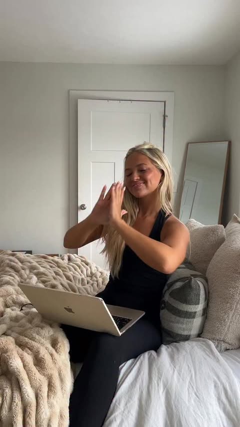 Instagram post by @jordanekerr for Gametime. Caption reads: the perfect gift idea @gametimeapp 🌲 use code....