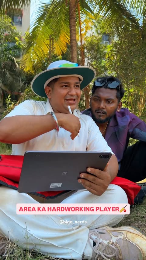 Instagram post by @bigg_nerds for OnePlus. Caption reads: [...] sab ek hi device pe sorted with the OnePlus....